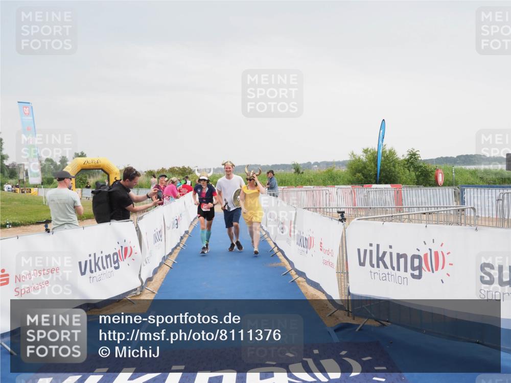 22.06.2025 - Viking Triathlon MichiJ http://msf.ph/oto/8111376 22.06.2025 16:40:55 Ziel 649 meine-sportfotos.de