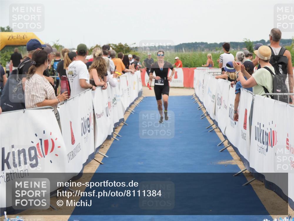 22.06.2025 - Viking Triathlon MichiJ http://msf.ph/oto/8111384 22.06.2025 15:02:38 Ziel 127, 529 meine-sportfotos.de