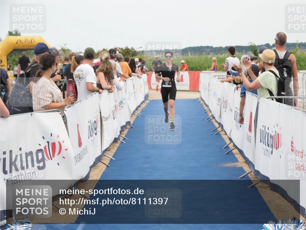 22.06.2025 - Viking Triathlon MichiJ http://msf.ph/oto/8111397 22.06.2025 15:02:38 Ziel 127, 529 meine-sportfotos.de