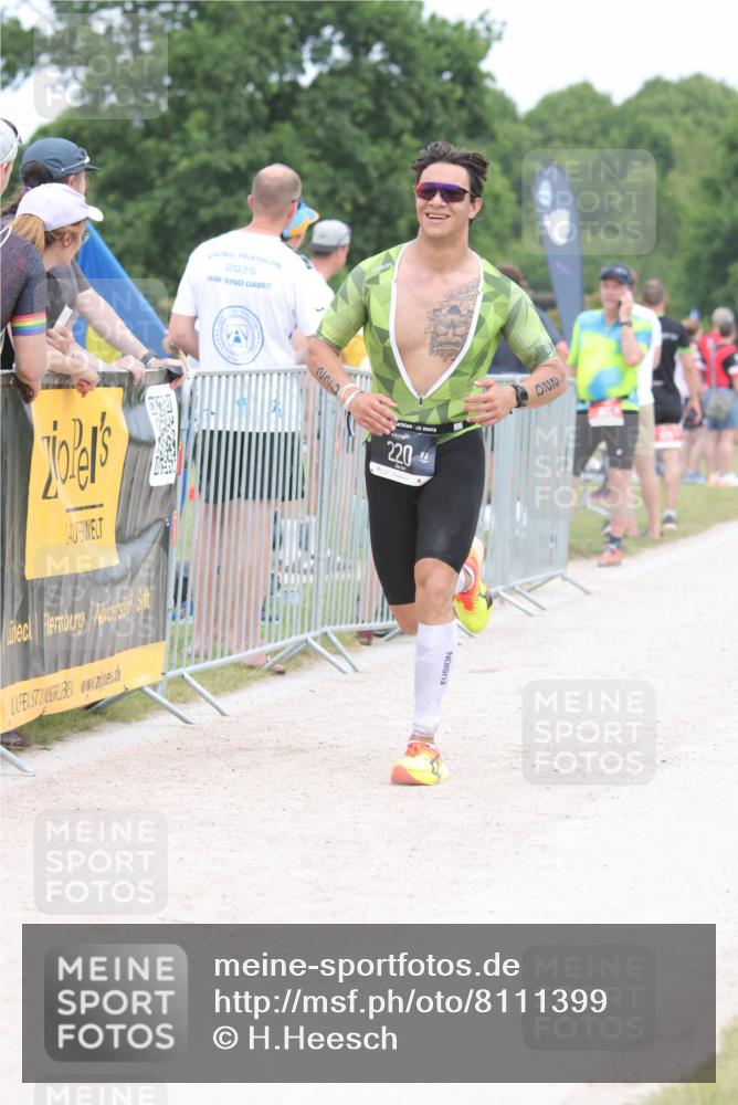 22.06.2025 - Viking Triathlon H.Heesch http://msf.ph/oto/8111399 22.06.2025 14:47:15 Laufen 220 meine-sportfotos.de