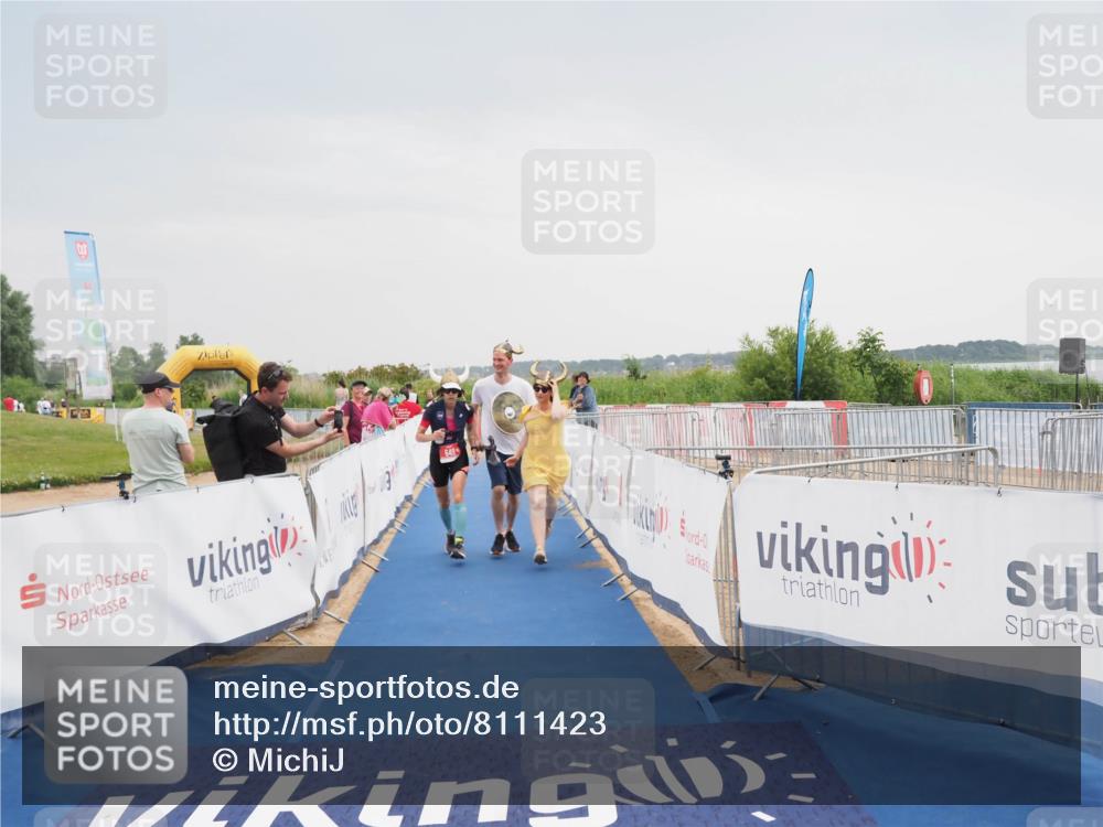 22.06.2025 - Viking Triathlon MichiJ http://msf.ph/oto/8111423 22.06.2025 16:40:55 Ziel 649 meine-sportfotos.de