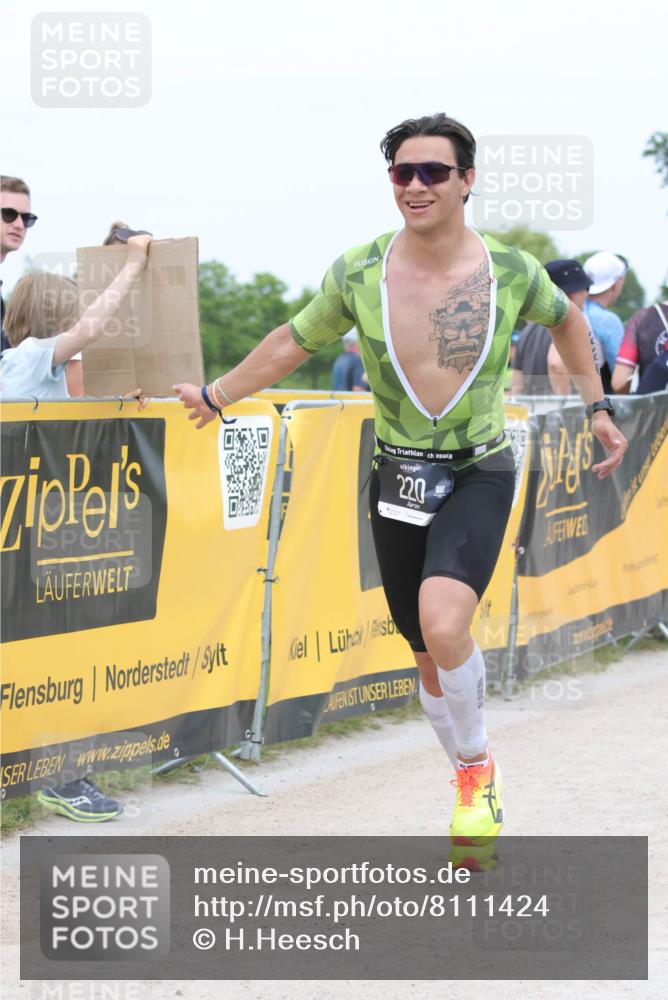 22.06.2025 - Viking Triathlon H.Heesch http://msf.ph/oto/8111424 22.06.2025 14:47:17 Laufen 220 meine-sportfotos.de
