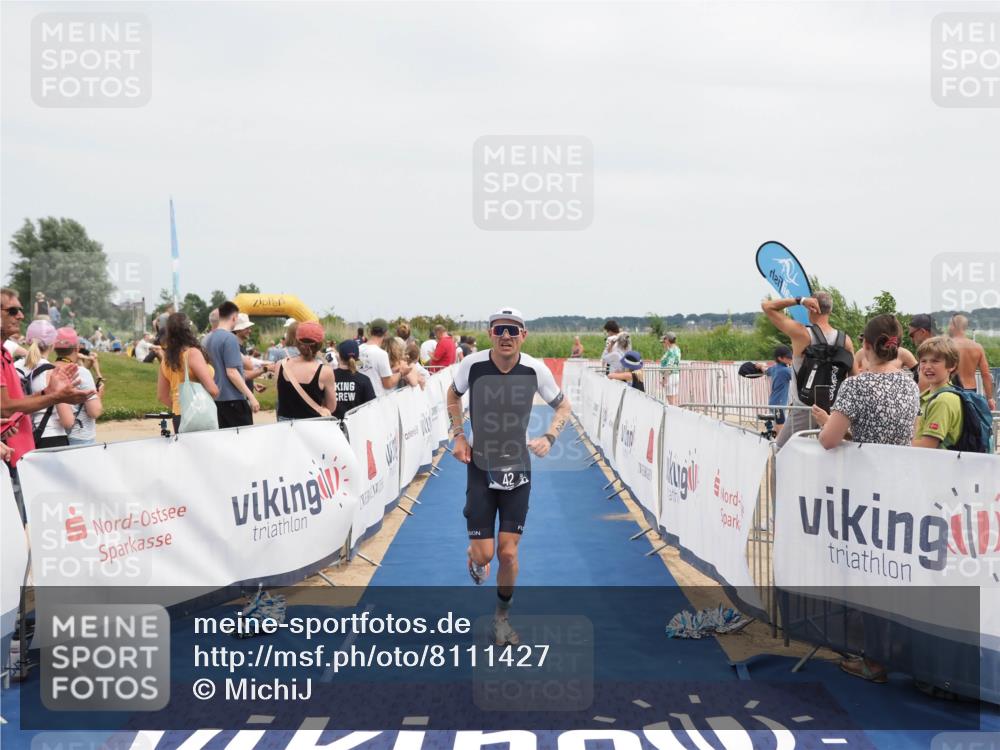 22.06.2025 - Viking Triathlon MichiJ http://msf.ph/oto/8111427 22.06.2025 14:53:18 Ziel 42 meine-sportfotos.de