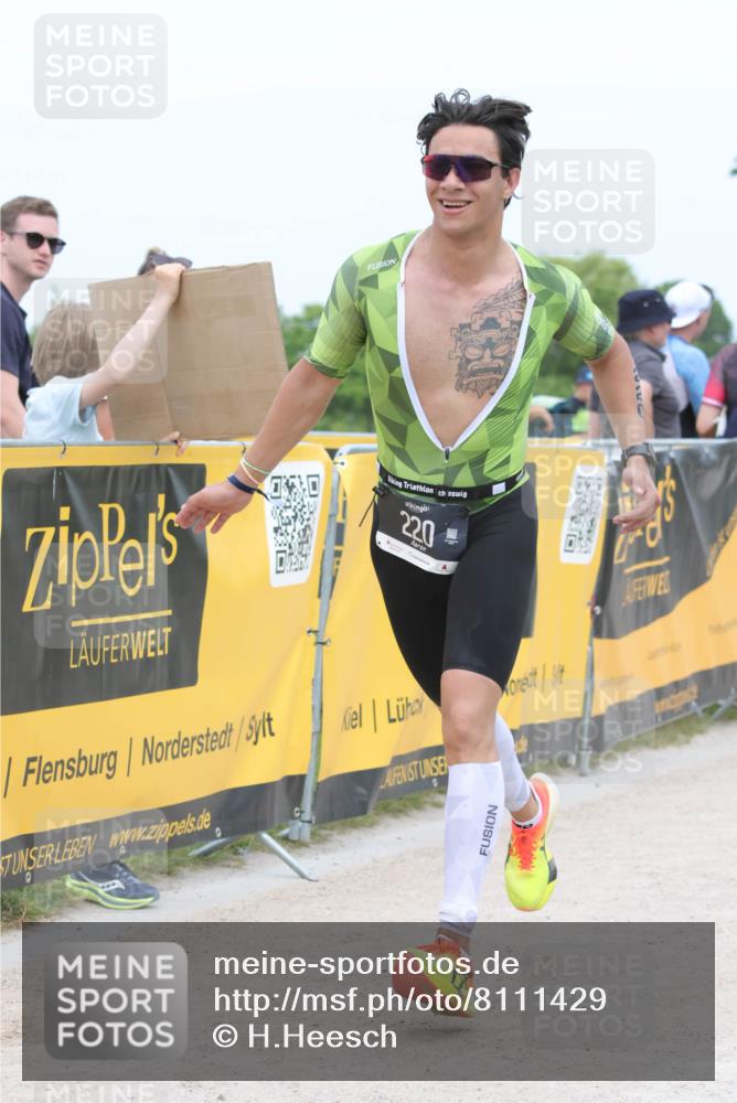 22.06.2025 - Viking Triathlon H.Heesch http://msf.ph/oto/8111429 22.06.2025 14:47:17 Laufen 220 meine-sportfotos.de