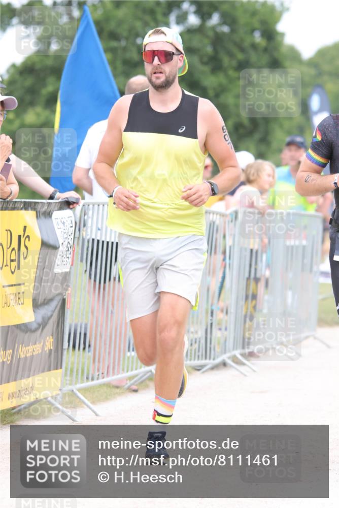 22.06.2025 - Viking Triathlon H.Heesch http://msf.ph/oto/8111461 22.06.2025 14:47:27 Laufen 61, 556, 607 meine-sportfotos.de