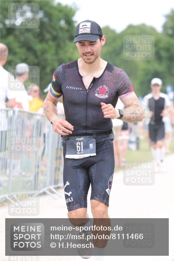 22.06.2025 - Viking Triathlon H.Heesch http://msf.ph/oto/8111466 22.06.2025 14:47:28 Laufen 61, 360, 532, 556, 607 meine-sportfotos.de