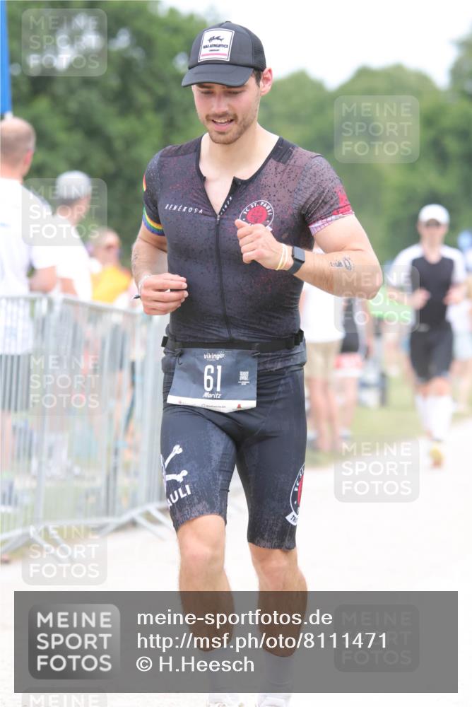 22.06.2025 - Viking Triathlon H.Heesch http://msf.ph/oto/8111471 22.06.2025 14:47:28 Laufen 61, 360, 532, 556, 607 meine-sportfotos.de