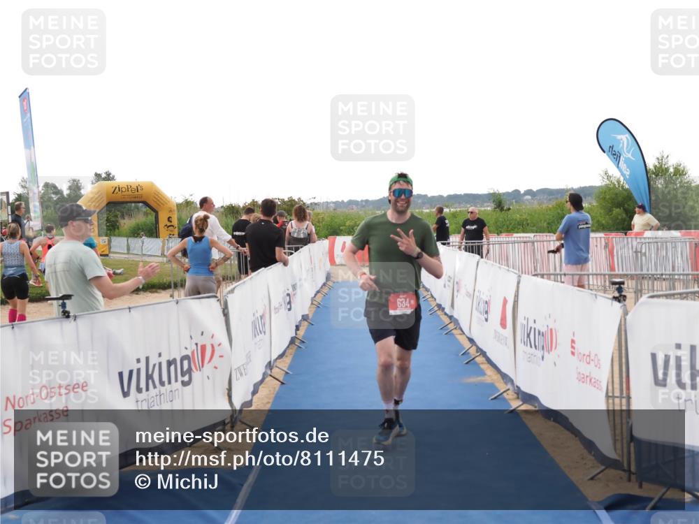 22.06.2025 - Viking Triathlon MichiJ http://msf.ph/oto/8111475 22.06.2025 16:23:19 Ziel 634 meine-sportfotos.de