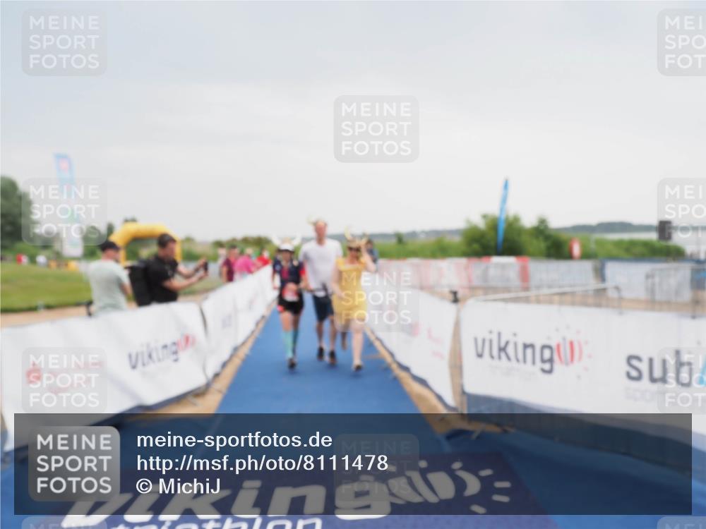 22.06.2025 - Viking Triathlon MichiJ http://msf.ph/oto/8111478 22.06.2025 16:40:55 Ziel 649 meine-sportfotos.de