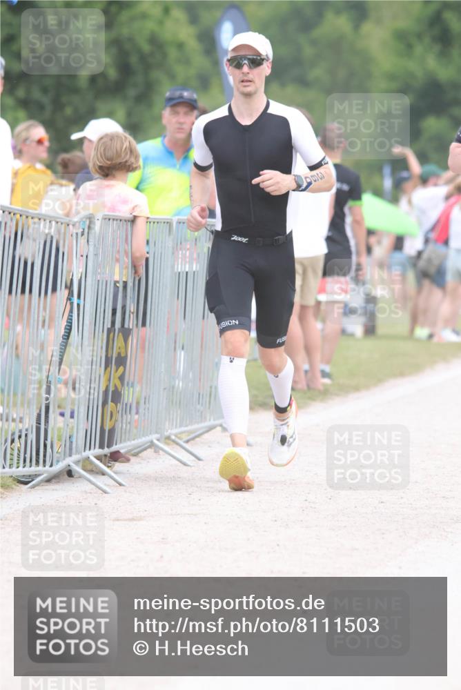 22.06.2025 - Viking Triathlon H.Heesch http://msf.ph/oto/8111503 22.06.2025 14:47:31 Laufen 61, 360, 469, 532, 556, 607 meine-sportfotos.de