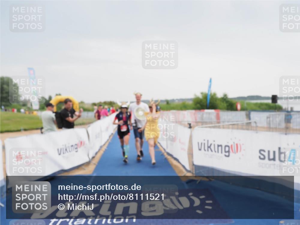 22.06.2025 - Viking Triathlon MichiJ http://msf.ph/oto/8111521 22.06.2025 16:40:56 Ziel 649 meine-sportfotos.de