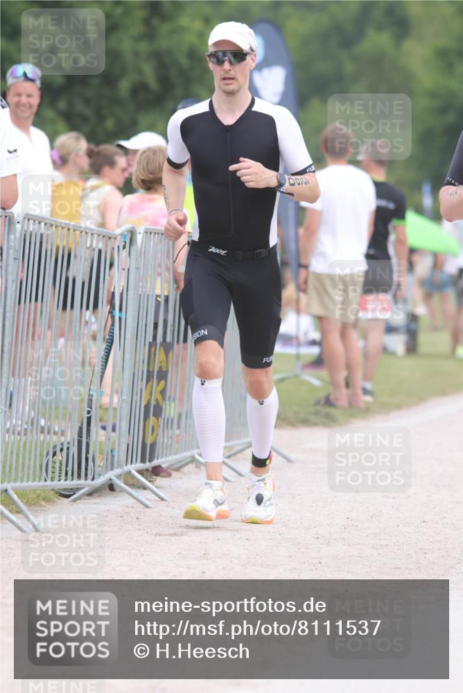 22.06.2025 - Viking Triathlon H.Heesch http://msf.ph/oto/8111537 22.06.2025 14:47:32 Laufen 61, 360, 469, 532, 607 meine-sportfotos.de
