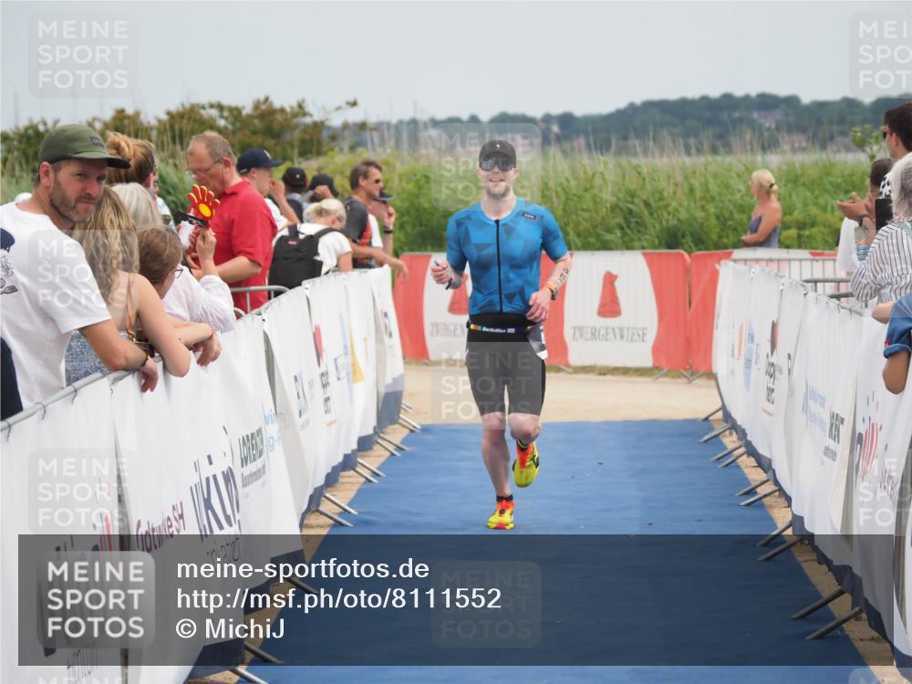 22.06.2025 - Viking Triathlon MichiJ http://msf.ph/oto/8111552 22.06.2025 14:53:28 Ziel 486 meine-sportfotos.de