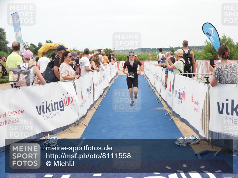22.06.2025 - Viking Triathlon MichiJ http://msf.ph/oto/8111558 22.06.2025 15:02:39 Ziel 127, 529 meine-sportfotos.de