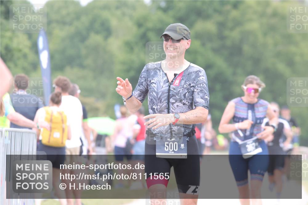 22.06.2025 - Viking Triathlon H.Heesch http://msf.ph/oto/8111565 22.06.2025 14:47:37 Laufen 360, 469, 500, 532 meine-sportfotos.de