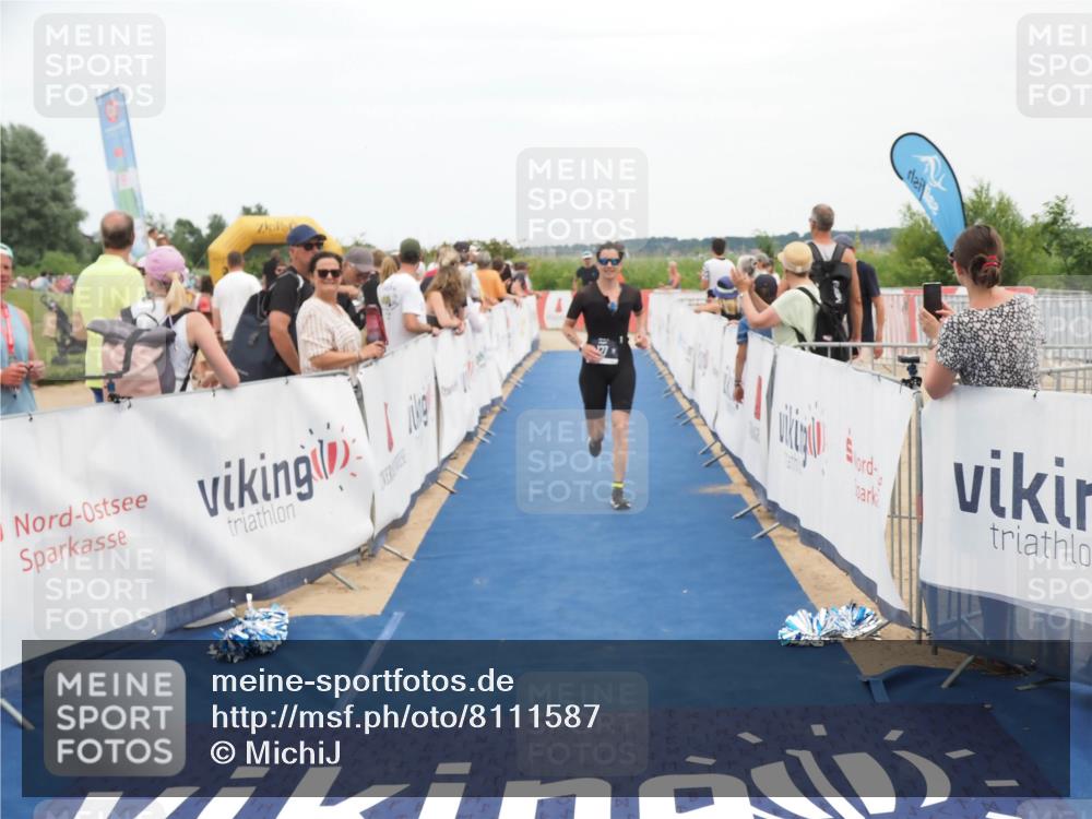 22.06.2025 - Viking Triathlon MichiJ http://msf.ph/oto/8111587 22.06.2025 15:02:39 Ziel 127, 529 meine-sportfotos.de
