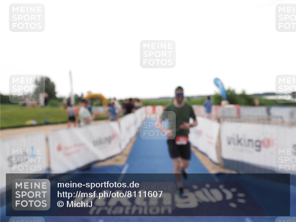 22.06.2025 - Viking Triathlon MichiJ http://msf.ph/oto/8111607 22.06.2025 16:23:20 Ziel 634 meine-sportfotos.de