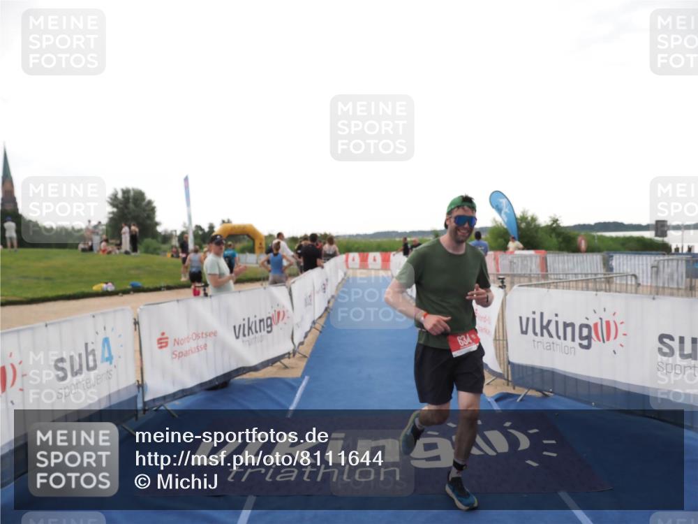 22.06.2025 - Viking Triathlon MichiJ http://msf.ph/oto/8111644 22.06.2025 16:23:20 Ziel 634 meine-sportfotos.de