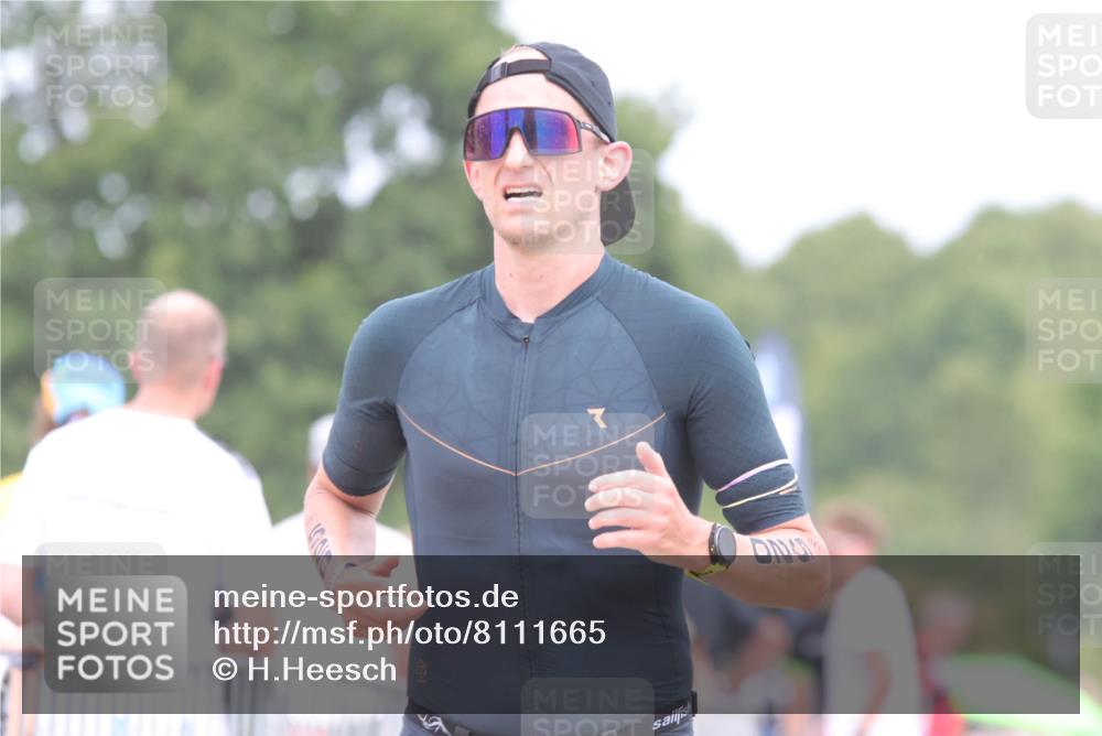 22.06.2025 - Viking Triathlon H.Heesch http://msf.ph/oto/8111665 22.06.2025 14:47:48 Laufen 22, 145, 362, 520 meine-sportfotos.de