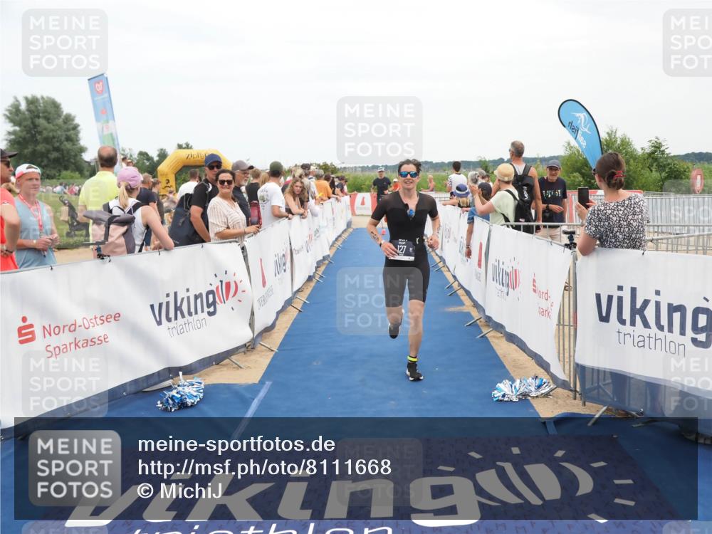 22.06.2025 - Viking Triathlon MichiJ http://msf.ph/oto/8111668 22.06.2025 15:02:40 Ziel 127, 529 meine-sportfotos.de