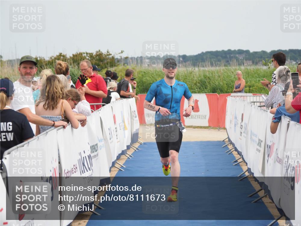 22.06.2025 - Viking Triathlon MichiJ http://msf.ph/oto/8111673 22.06.2025 14:53:29 Ziel 486 meine-sportfotos.de