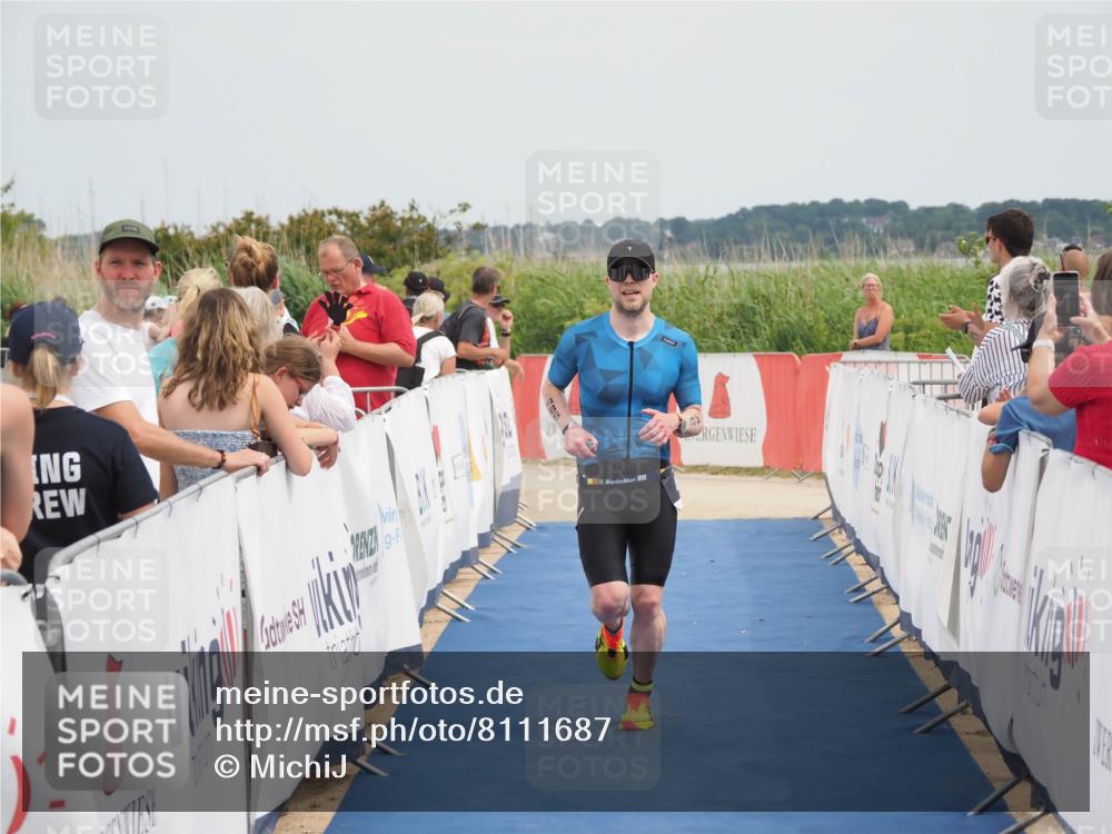 22.06.2025 - Viking Triathlon MichiJ http://msf.ph/oto/8111687 22.06.2025 14:53:29 Ziel 486 meine-sportfotos.de