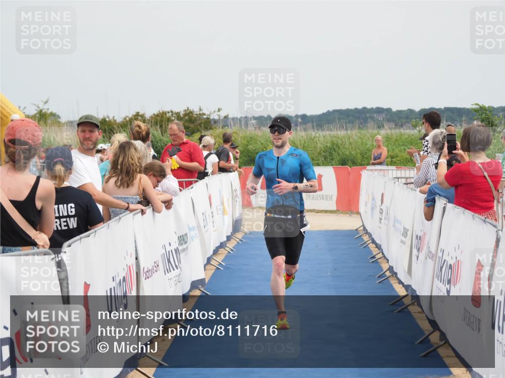 22.06.2025 - Viking Triathlon MichiJ http://msf.ph/oto/8111716 22.06.2025 14:53:29 Ziel 486 meine-sportfotos.de