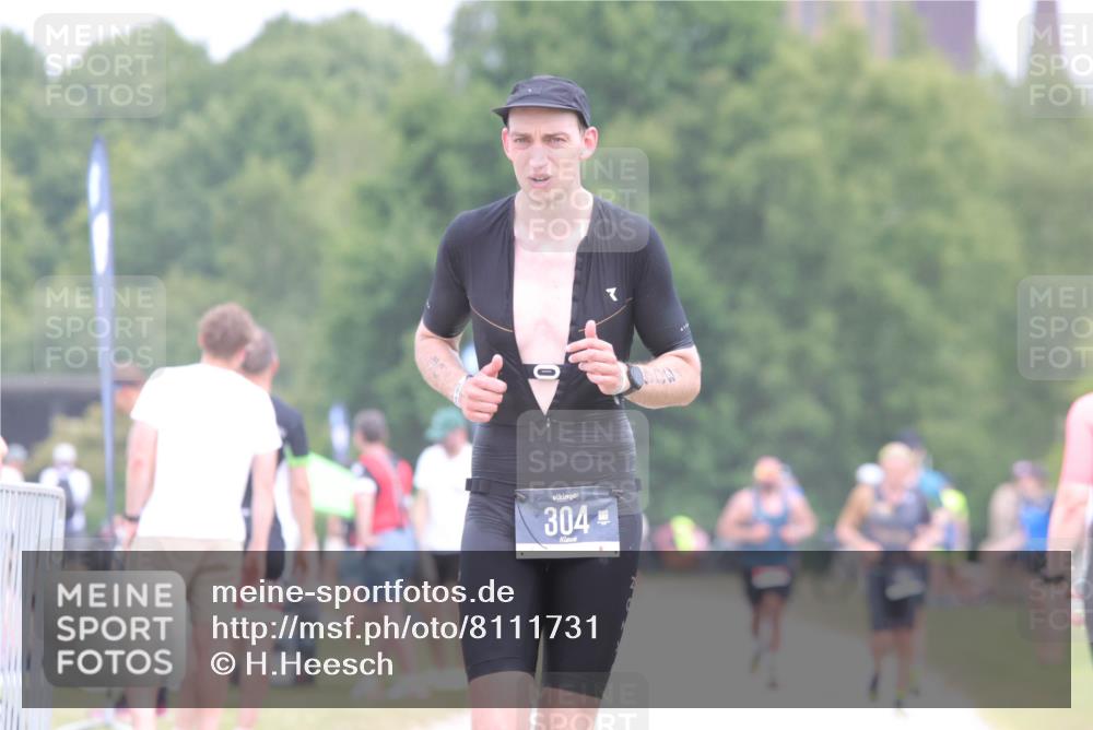 22.06.2025 - Viking Triathlon H.Heesch http://msf.ph/oto/8111731 22.06.2025 14:47:55 Laufen 304 meine-sportfotos.de