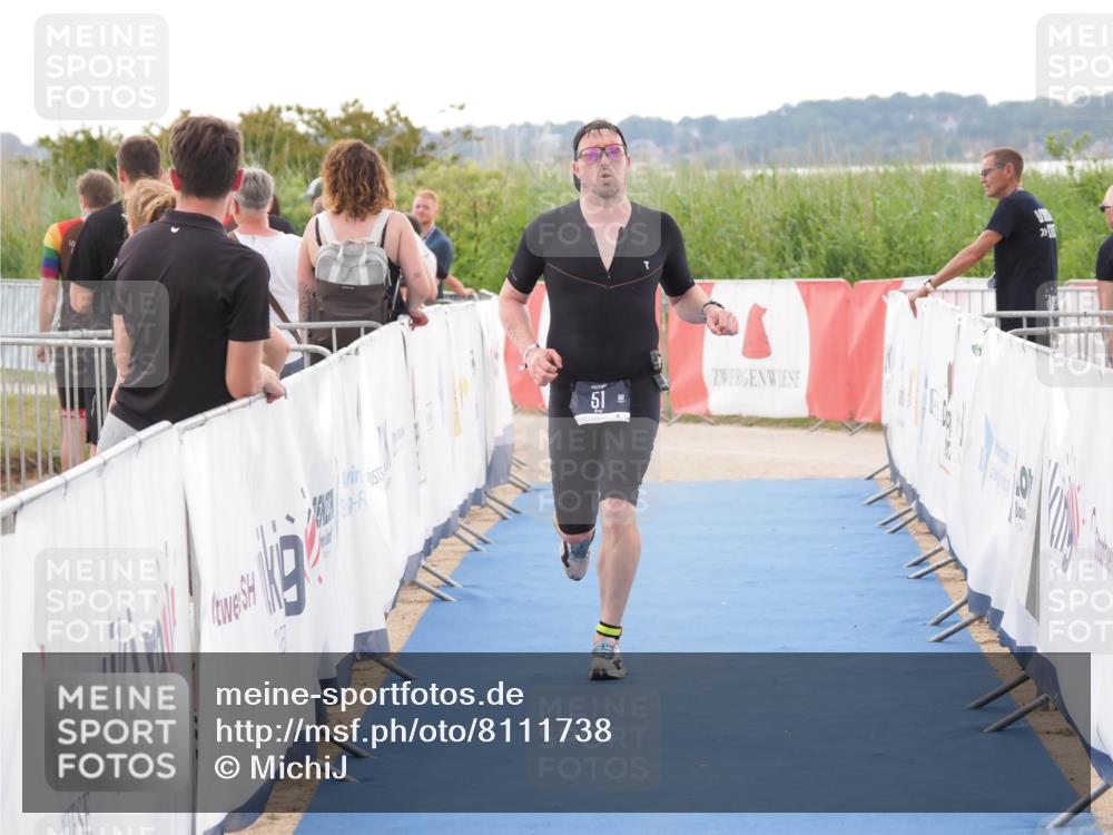 22.06.2025 - Viking Triathlon MichiJ http://msf.ph/oto/8111738 22.06.2025 16:24:29 Ziel 51 meine-sportfotos.de