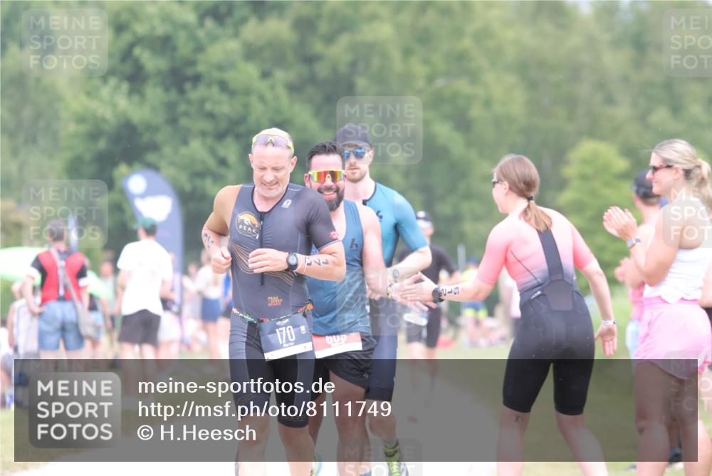 22.06.2025 - Viking Triathlon H.Heesch http://msf.ph/oto/8111749 22.06.2025 14:48:08 Laufen 57, 170, 609 meine-sportfotos.de