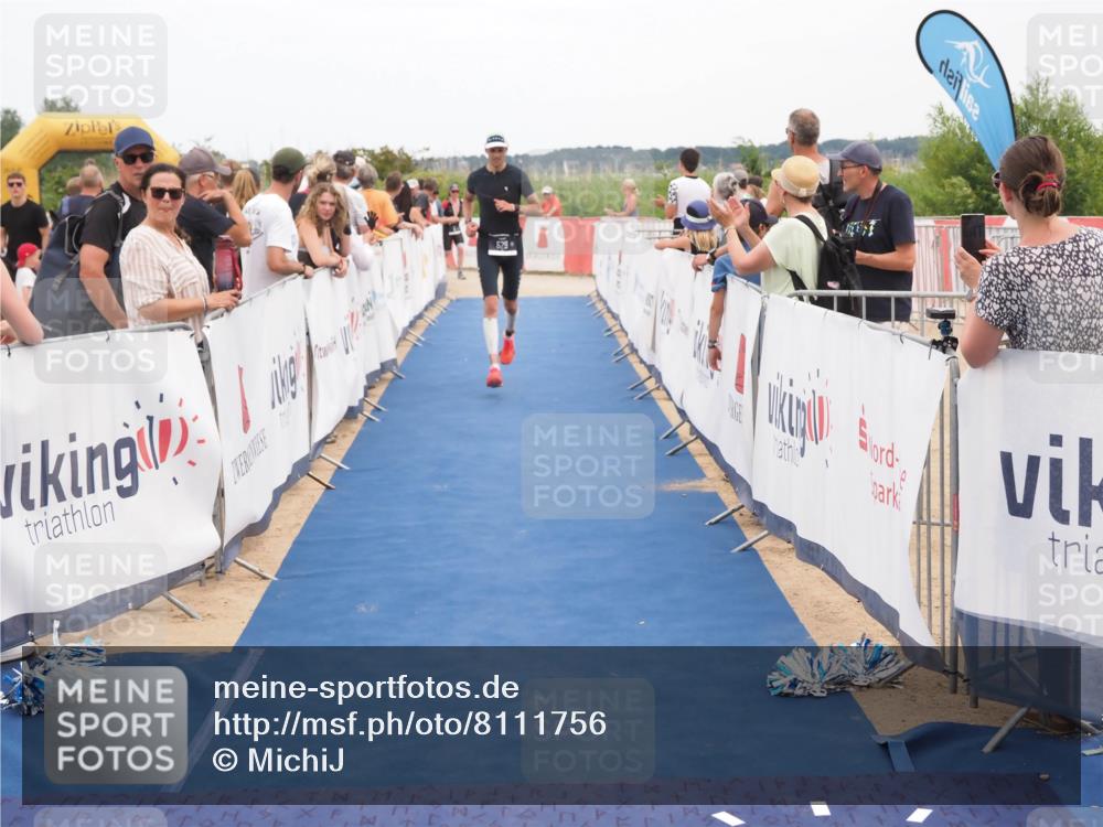 22.06.2025 - Viking Triathlon MichiJ http://msf.ph/oto/8111756 22.06.2025 15:02:42 Ziel 127, 529 meine-sportfotos.de