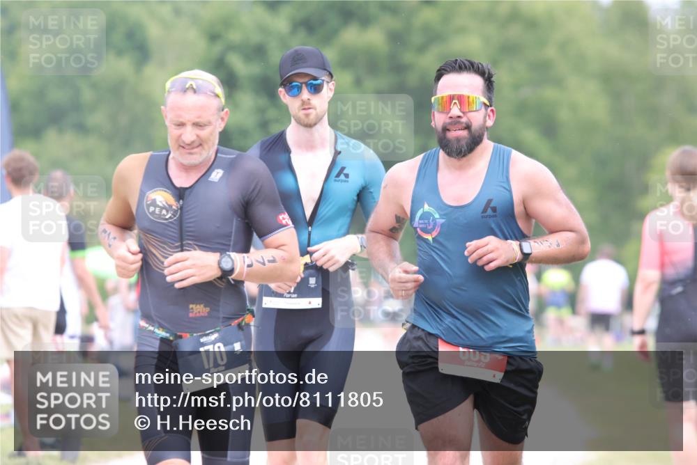 22.06.2025 - Viking Triathlon H.Heesch http://msf.ph/oto/8111805 22.06.2025 14:48:11 Laufen 57, 170, 193, 609 meine-sportfotos.de