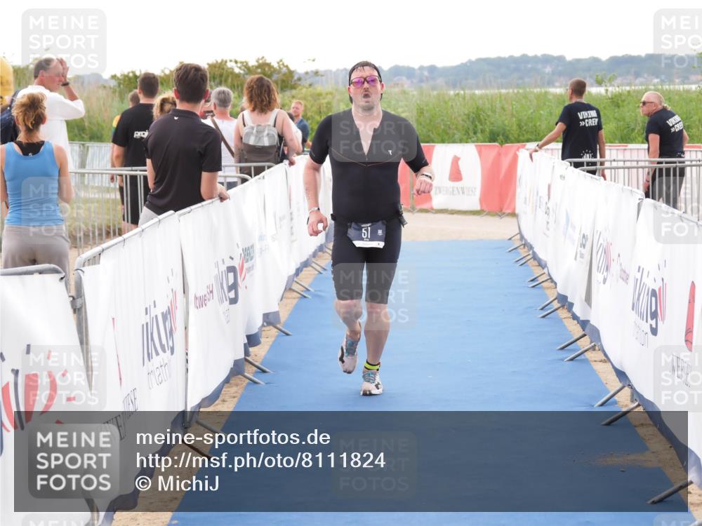 22.06.2025 - Viking Triathlon MichiJ http://msf.ph/oto/8111824 22.06.2025 16:24:29 Ziel 51 meine-sportfotos.de