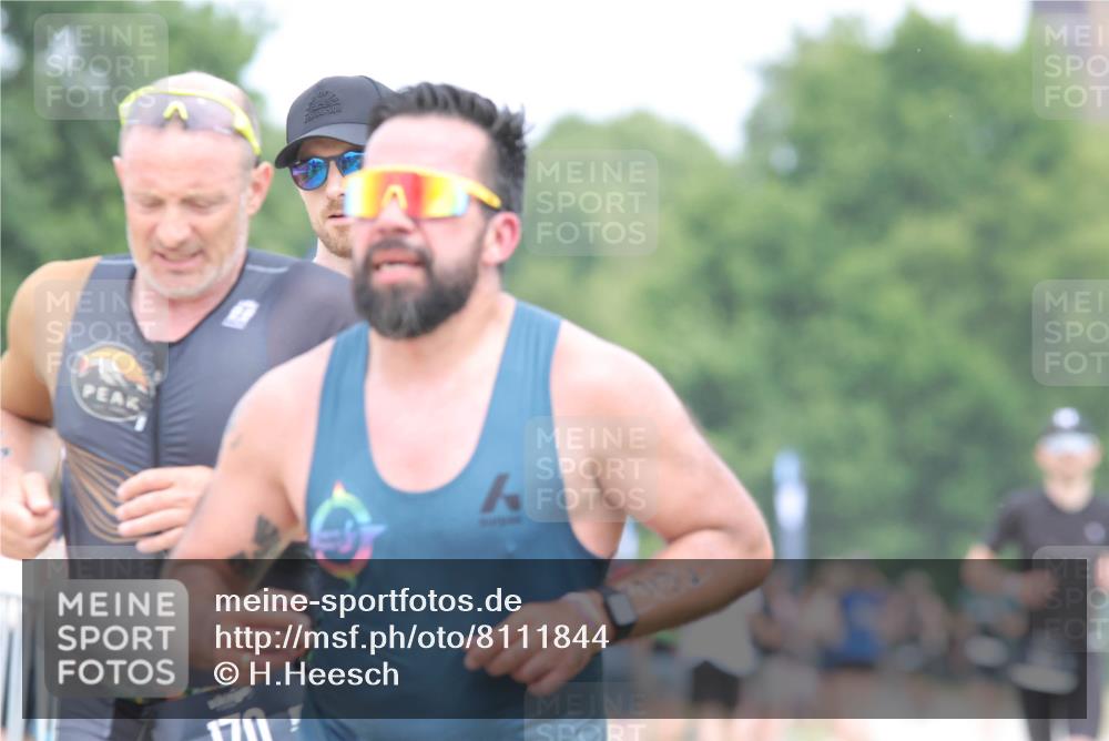 22.06.2025 - Viking Triathlon H.Heesch http://msf.ph/oto/8111844 22.06.2025 14:48:13 Laufen 57, 170, 193, 609 meine-sportfotos.de