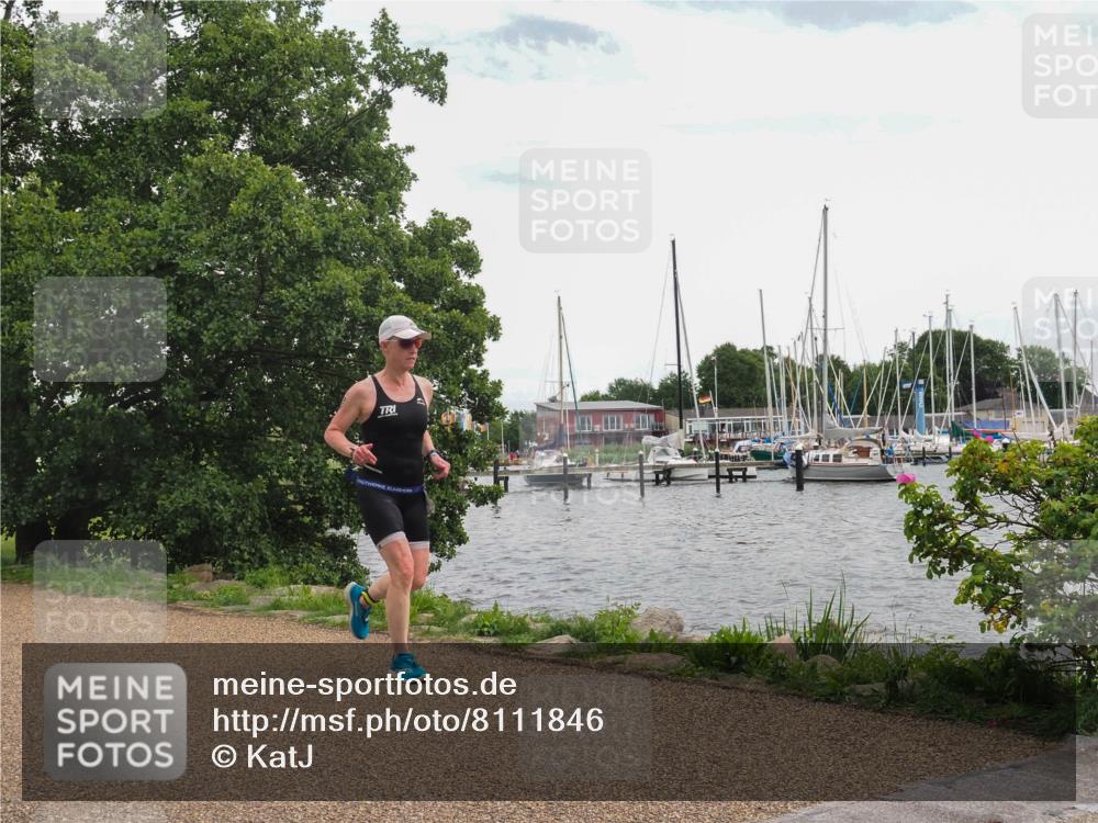 22.06.2025 - Viking Triathlon KatJ http://msf.ph/oto/8111846 22.06.2025 15:04:24 Laufen 282 meine-sportfotos.de
