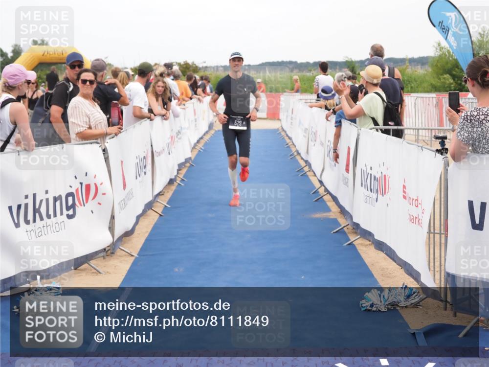 22.06.2025 - Viking Triathlon MichiJ http://msf.ph/oto/8111849 22.06.2025 15:02:43 Ziel 127, 529 meine-sportfotos.de