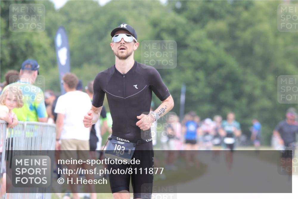 22.06.2025 - Viking Triathlon H.Heesch http://msf.ph/oto/8111877 22.06.2025 14:48:17 Laufen 57, 170, 193, 609 meine-sportfotos.de