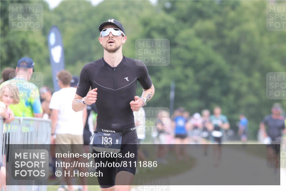 22.06.2025 - Viking Triathlon H.Heesch http://msf.ph/oto/8111886 22.06.2025 14:48:17 Laufen 57, 170, 193, 609 meine-sportfotos.de