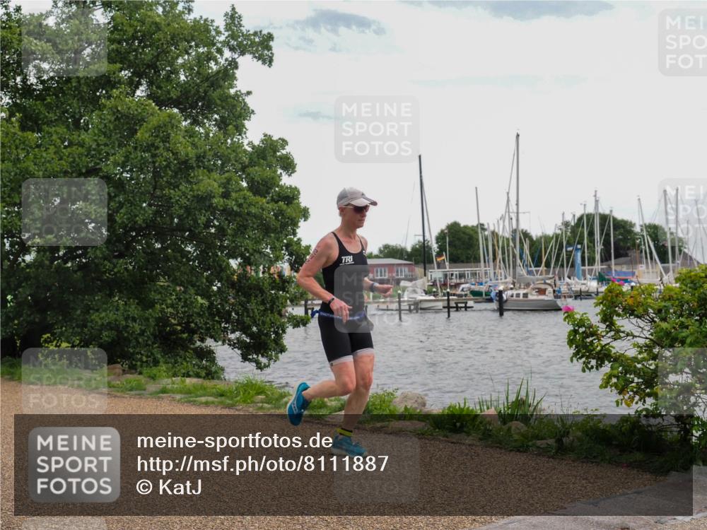 22.06.2025 - Viking Triathlon KatJ http://msf.ph/oto/8111887 22.06.2025 15:04:25 Laufen 282 meine-sportfotos.de