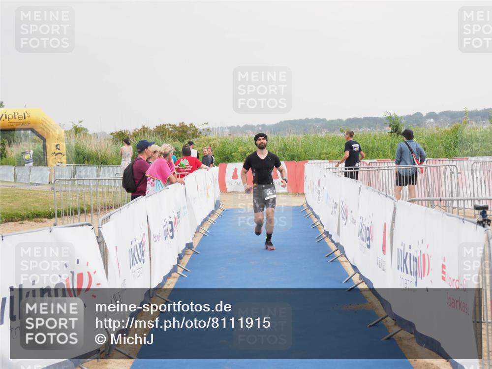 22.06.2025 - Viking Triathlon MichiJ http://msf.ph/oto/8111915 22.06.2025 16:41:08 Ziel 542 meine-sportfotos.de