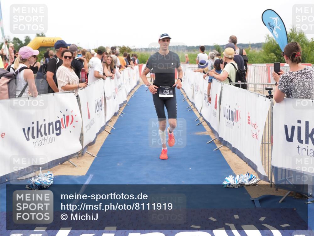 22.06.2025 - Viking Triathlon MichiJ http://msf.ph/oto/8111919 22.06.2025 15:02:44 Ziel 127, 529 meine-sportfotos.de
