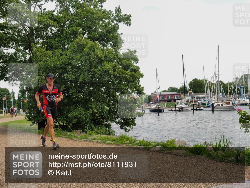 22.06.2025 - Viking Triathlon KatJ http://msf.ph/oto/8111931 22.06.2025 15:04:34 Laufen 615 meine-sportfotos.de