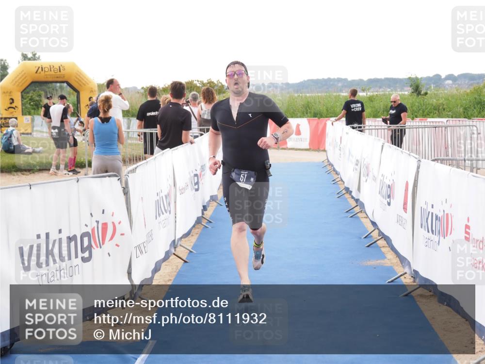 22.06.2025 - Viking Triathlon MichiJ http://msf.ph/oto/8111932 22.06.2025 16:24:30 Ziel 51 meine-sportfotos.de