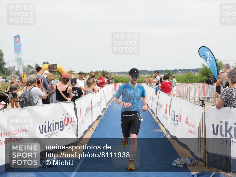 22.06.2025 - Viking Triathlon MichiJ http://msf.ph/oto/8111938 22.06.2025 14:53:31 Ziel 486 meine-sportfotos.de