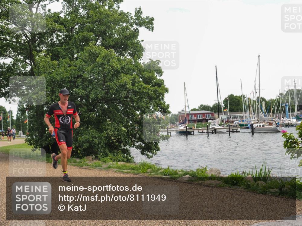 22.06.2025 - Viking Triathlon KatJ http://msf.ph/oto/8111949 22.06.2025 15:04:34 Laufen 615 meine-sportfotos.de