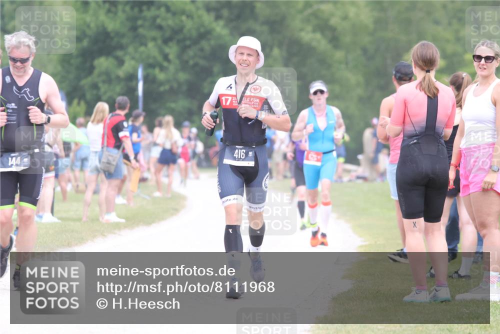 22.06.2025 - Viking Triathlon H.Heesch http://msf.ph/oto/8111968 22.06.2025 14:48:45 Laufen 416 meine-sportfotos.de