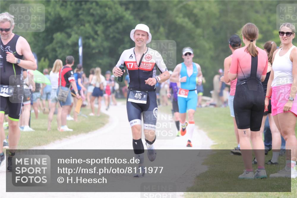 22.06.2025 - Viking Triathlon H.Heesch http://msf.ph/oto/8111977 22.06.2025 14:48:45 Laufen 416 meine-sportfotos.de