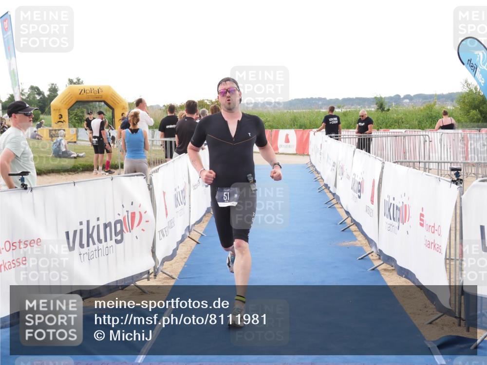 22.06.2025 - Viking Triathlon MichiJ http://msf.ph/oto/8111981 22.06.2025 16:24:31 Ziel 51 meine-sportfotos.de