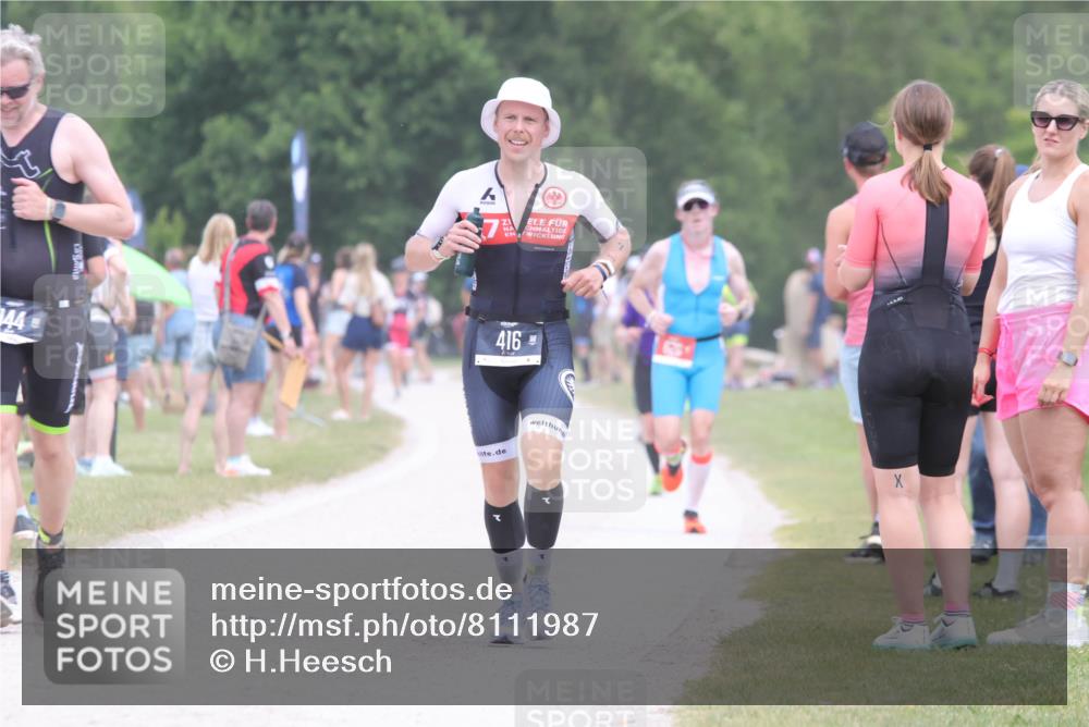 22.06.2025 - Viking Triathlon H.Heesch http://msf.ph/oto/8111987 22.06.2025 14:48:45 Laufen 416 meine-sportfotos.de