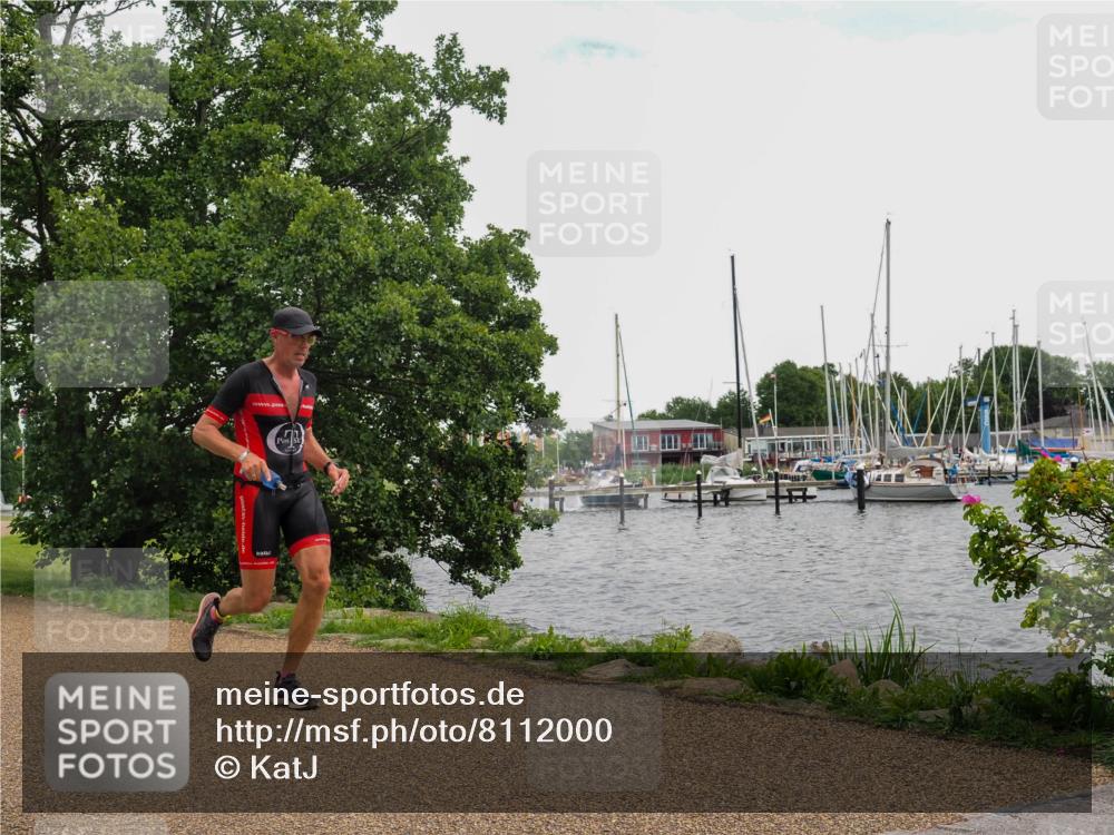 22.06.2025 - Viking Triathlon KatJ http://msf.ph/oto/8112000 22.06.2025 15:04:34 Laufen 615 meine-sportfotos.de